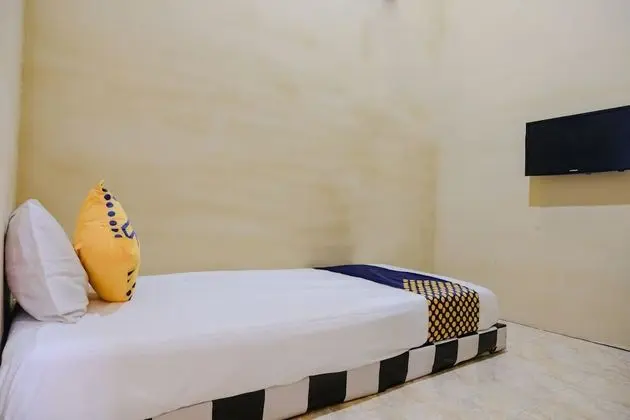 Economy Tek Büyük Yataklı Oda