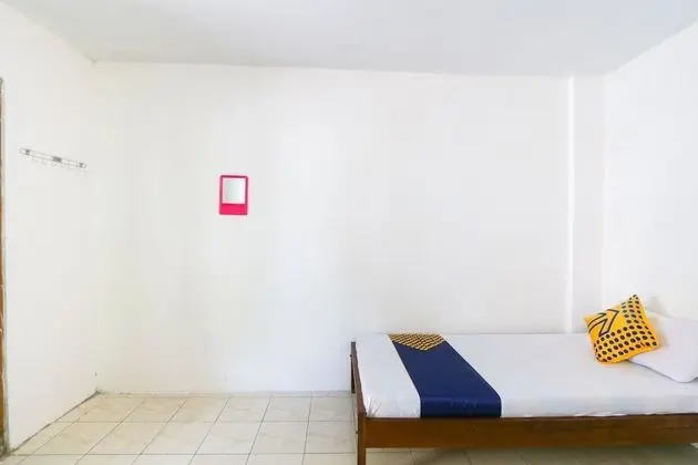 Economy Tek Büyük Yataklı Oda