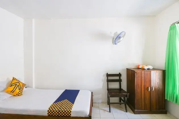 Economy Tek Büyük Yataklı Oda