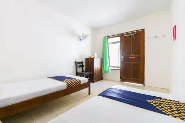 Economy Tek Büyük Yataklı Oda