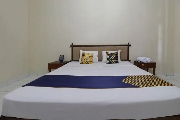 Economy Tek Büyük Yataklı Oda