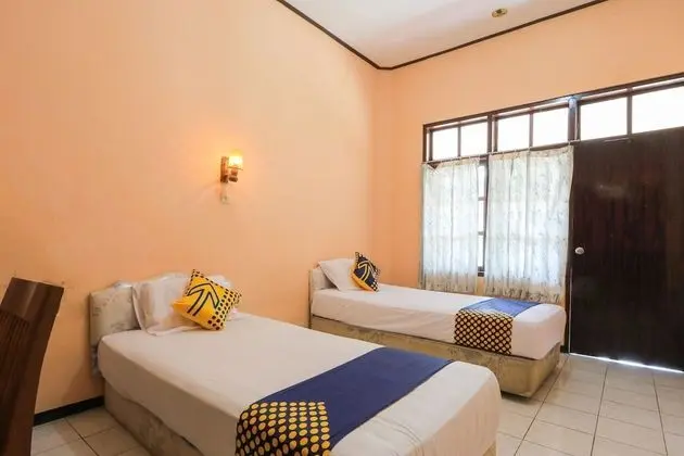 Economy İki Ayrı Yataklı Oda