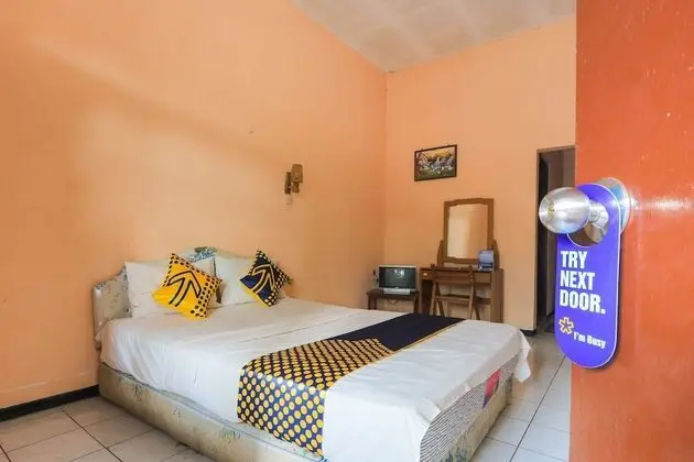 Economy Tek Büyük Yataklı Oda