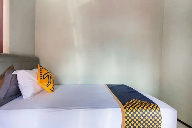 Economy Tek Büyük Yataklı Oda