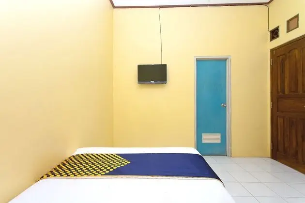 Economy Tek Büyük Yataklı Oda