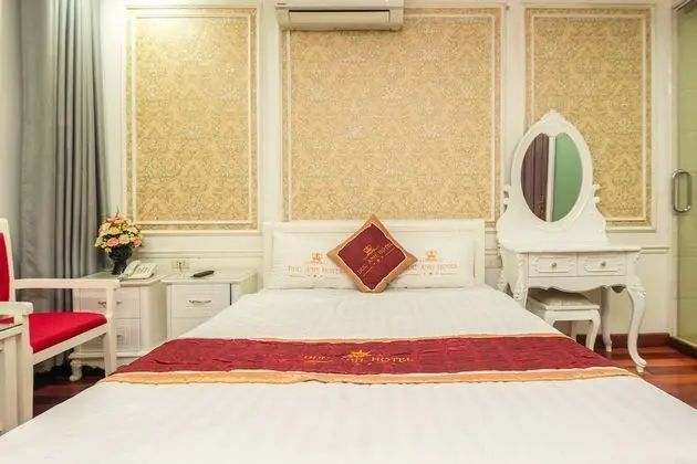 Deluxe Tek Büyük Yataklı Oda