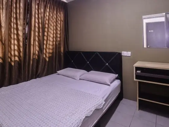 Standard Tek Büyük Yataklı Oda
