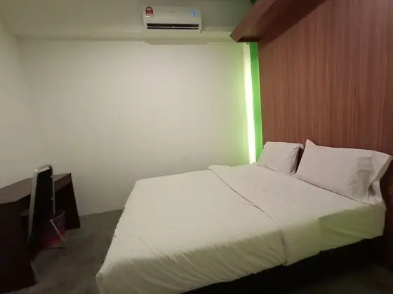Standard Tek Büyük Yataklı Oda