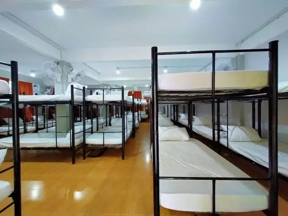 Standard Ortak Ranzalı Oda, Sadece erkekler için