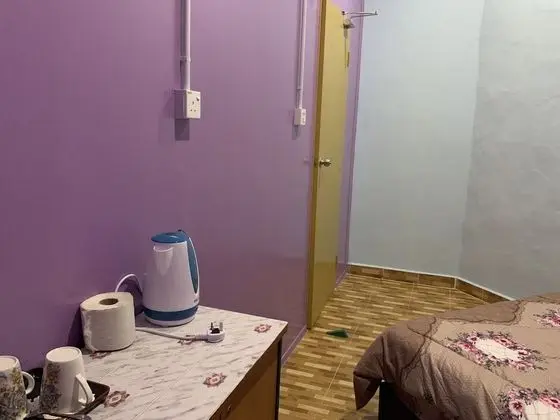 Tek Büyük Yataklı Oda, Ortak Banyo