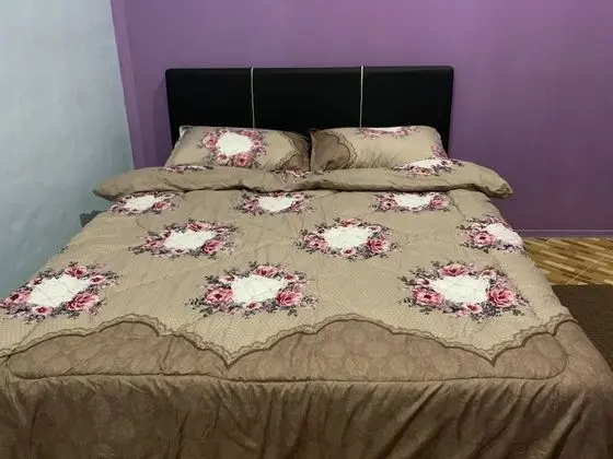 Tek Büyük Yataklı Oda, Ortak Banyo