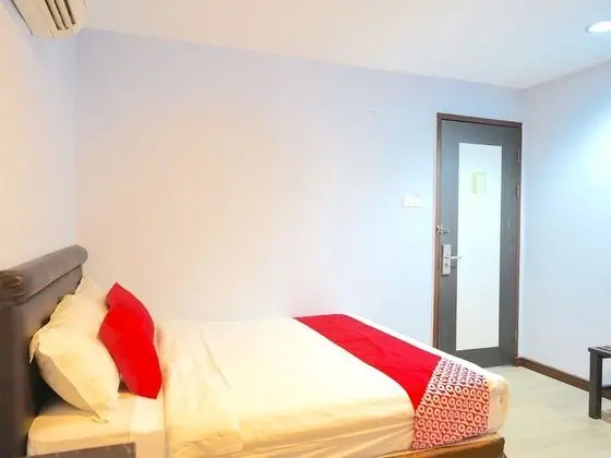 Standard Tek Büyük Yataklı Oda