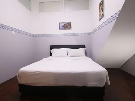 Standard Tek Büyük Yataklı Oda