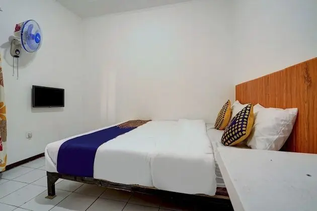 Basic Tek Büyük Yataklı Oda