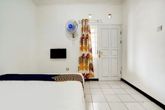 Basic Tek Büyük Yataklı Oda