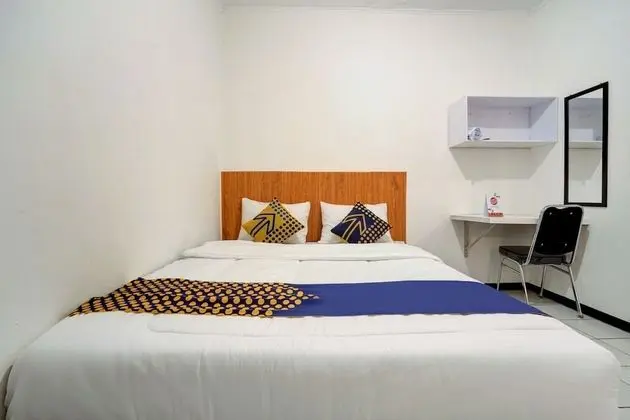 Basic Tek Büyük Yataklı Oda