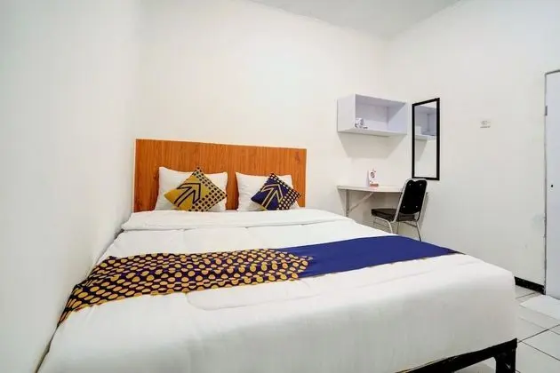 Basic Tek Büyük Yataklı Oda