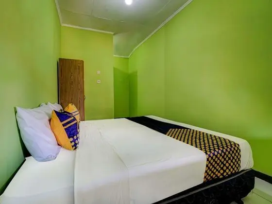 Basic Tek Büyük Yataklı Oda