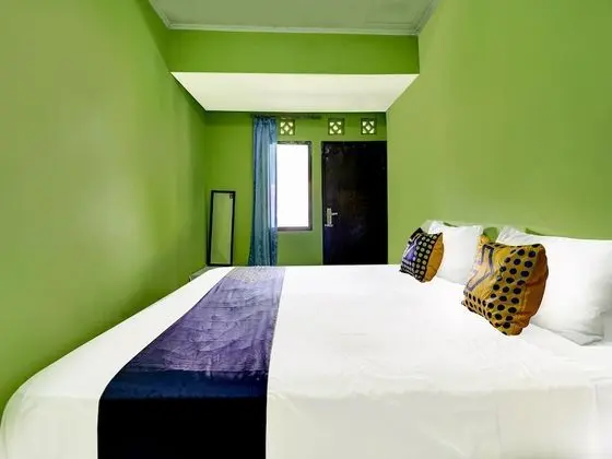 Basic Tek Büyük Yataklı Oda