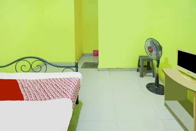 Economy Tek Büyük Yataklı Oda