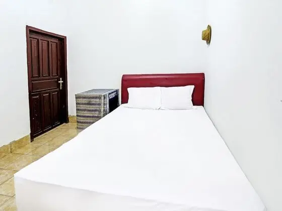 Economy Tek Büyük Yataklı Oda