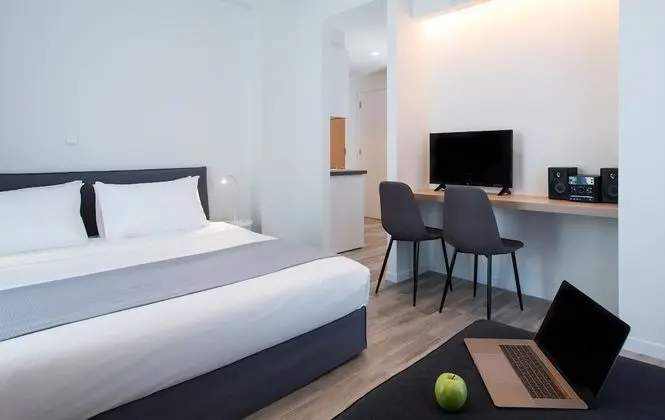 Tek Büyük Yataklı Oda