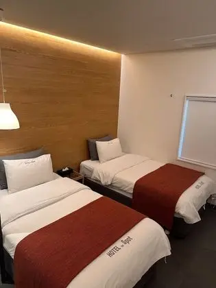 Deluxe İki Ayrı Yataklı Oda, Park Manzaralı (No Breakfast on Mondays)