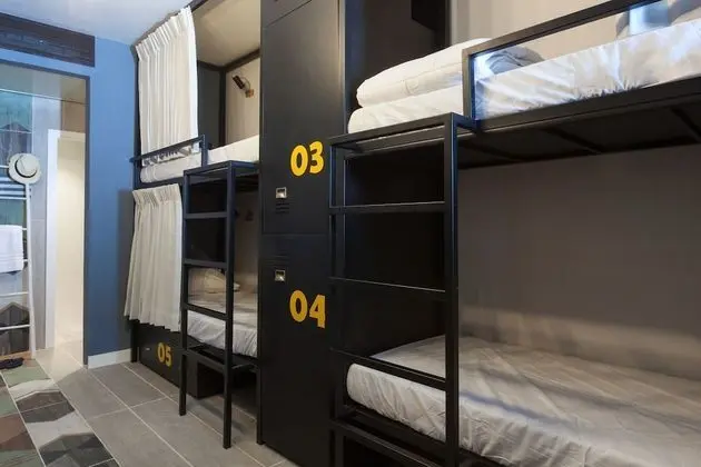 Ortak Ranzalı Oda (1 Bed in 8 People Shared Dormitory)