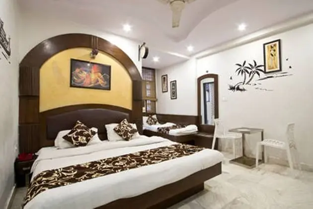 Comfort Üç Kişilik Oda, Birden Çok Yatak, Özel Banyo, Şehir Manzaralı