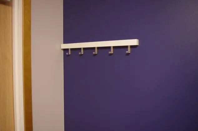 İki Ayrı Yataklı Oda, Ortak Banyo