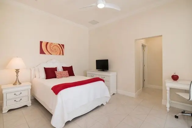 Luxury Villa, 6 Yatak Odası, Okyanus Manzaralı, Denize Sıfır