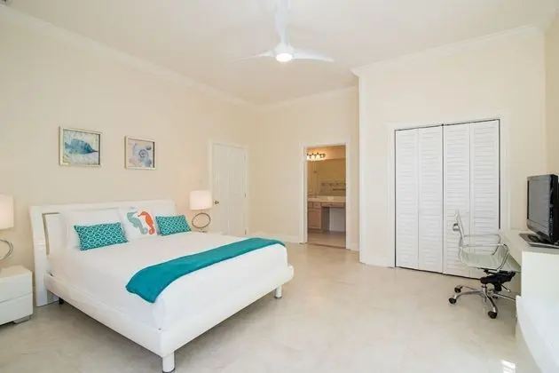 Luxury Villa, 6 Yatak Odası, Okyanus Manzaralı, Denize Sıfır