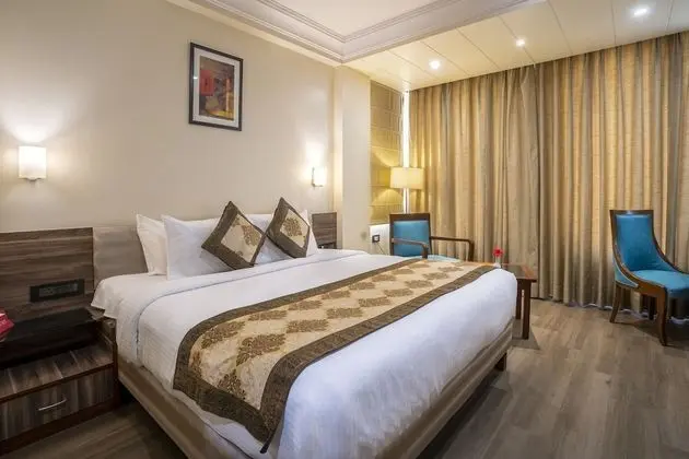 Deluxe Tek Büyük Yataklı Oda