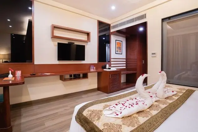 Deluxe Tek Büyük Yataklı Oda