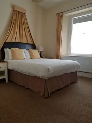 Classic Tek Büyük Yataklı Oda, Banyolu/Duşlu (with Shower)