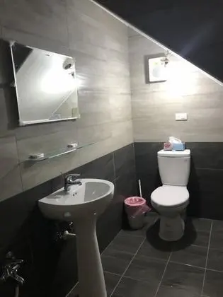 Economy Tek Kişilik Oda, Ortak Banyo (No Air Conditioning 4F)