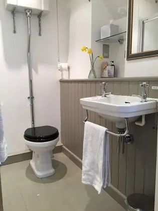 Tek Büyük Yataklı Oda (Room 1)