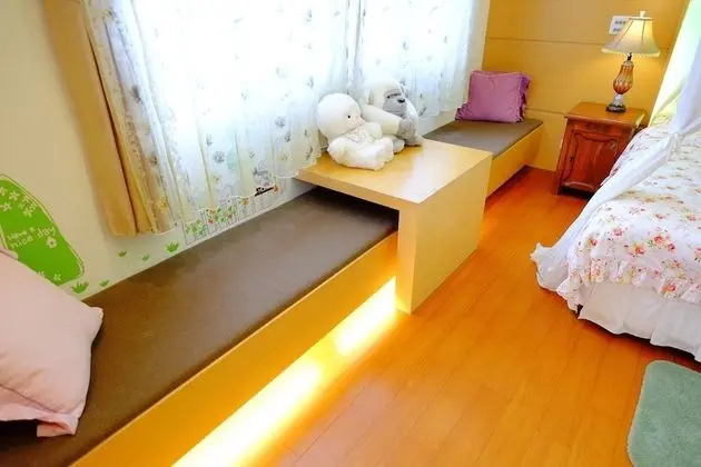 Deluxe Dört Kişilik Oda, 1 Yatak Odası, Tepe Manzaralı, Köşe