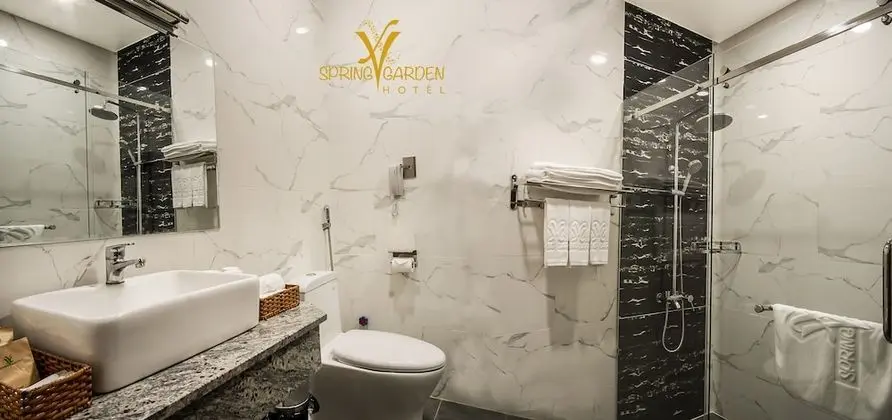 Superior Dört Kişilik Oda, Göl Manzaralı