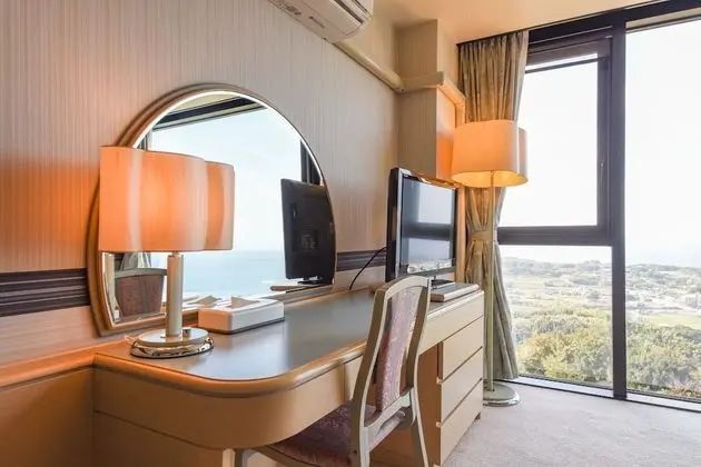 Üç Kişilik Oda, Sigara İçilebilir, Özel Banyo (with an extra bed)