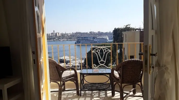 Tek Büyük veya İki Ayrı Yataklı Oda, 1 Yatak Odası, Nehir Manzaralı