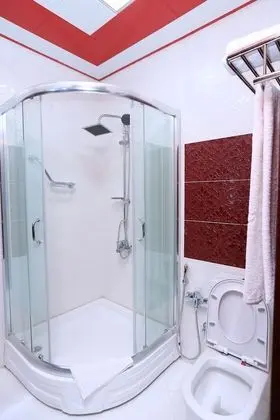 Standard Tek Büyük veya İki Ayrı Yataklı Oda, 1 En Büyük (King) Boy Yatak, Deniz Manzaralı