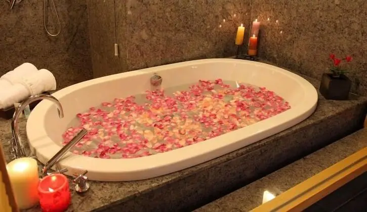 Tek Büyük Yataklı Oda (Japanese Hot Spring)