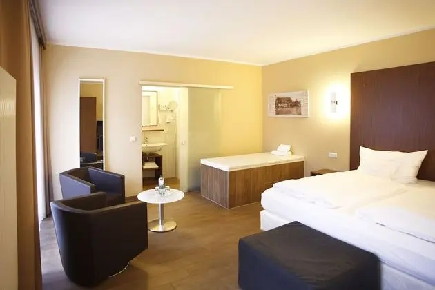 Deluxe Tek Büyük Yataklı Oda, Küvet