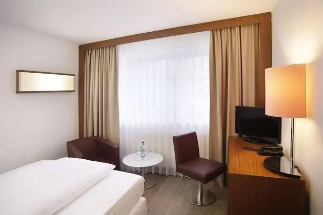 Economy Tek Büyük Yataklı Oda