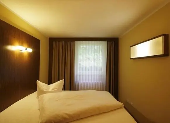 Economy Tek Büyük Yataklı Oda