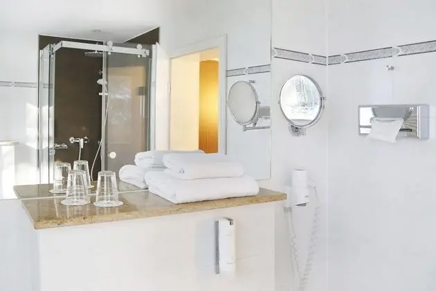 Economy Tek Büyük Yataklı Oda