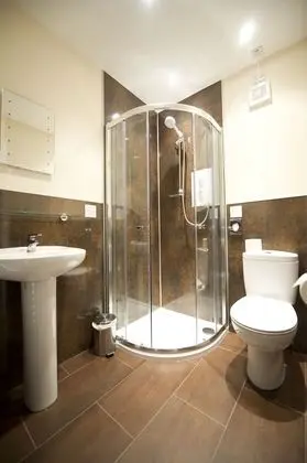 Deluxe Tek Büyük Yataklı Oda, Banyolu/Duşlu, Bahçe Manzaralı