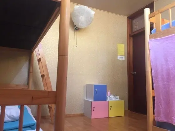 Ortak Ranzalı Oda, Sadece erkekler için