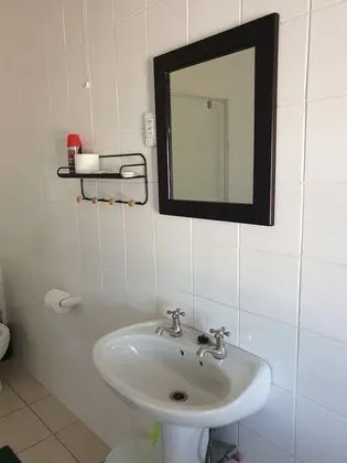 Tek Büyük Yataklı Oda (Green)